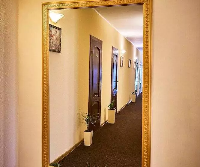 Fotos del hotel Leotel:  2