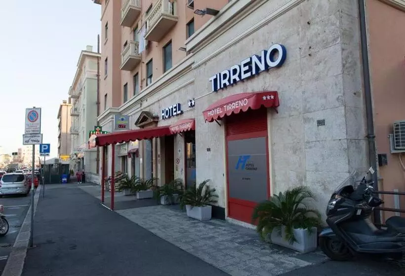 Fotos del hotel Tirreno:  7