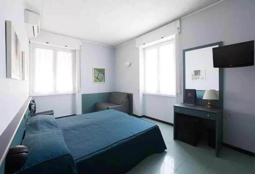 Fotos del hotel Tirreno:  20