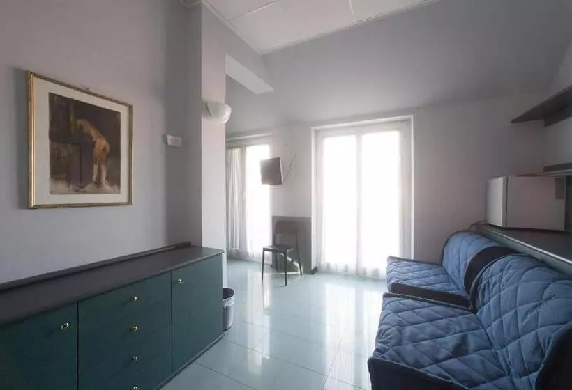 Fotos del hotel Tirreno:  25