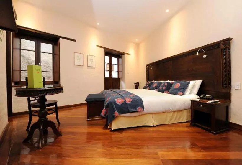 Fotos del hotel La Casona De La Ronda  Boutique & Luxury Apartments:  25