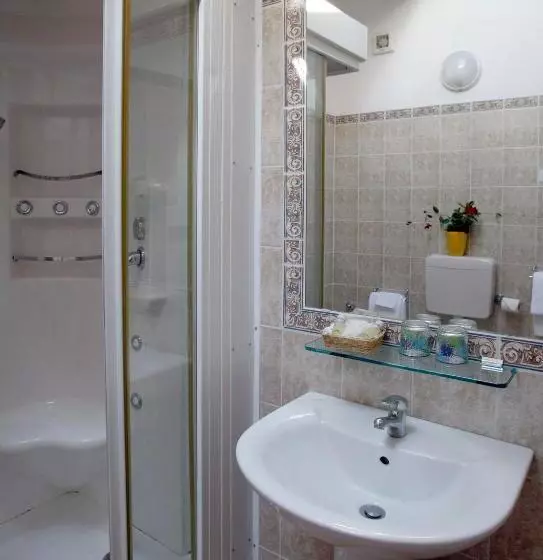 Fotos del hotel Albergo Al Viale:  10