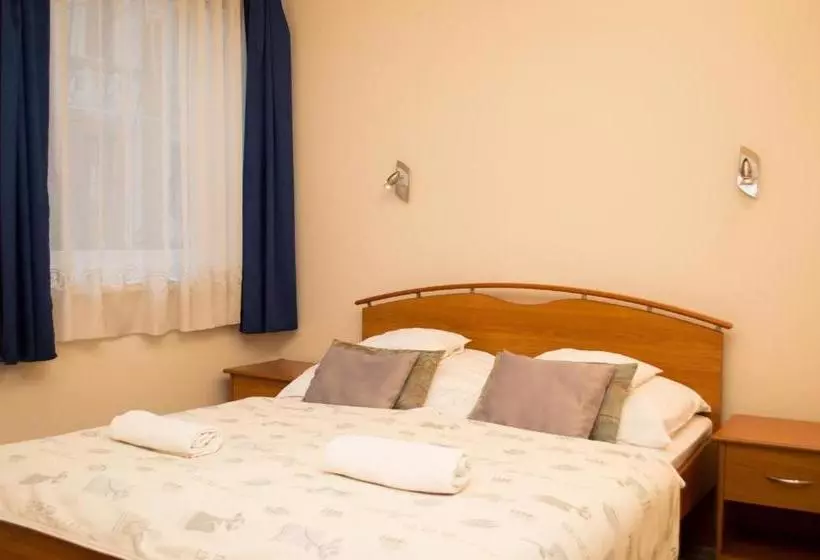 Fotos del hotel City  Szeged:  14