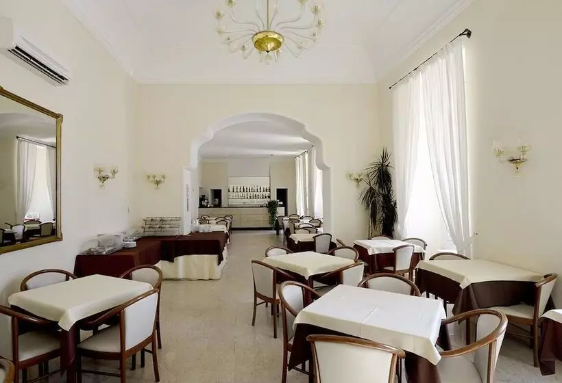 Fotos del hotel Grand  Mediterranée:  18