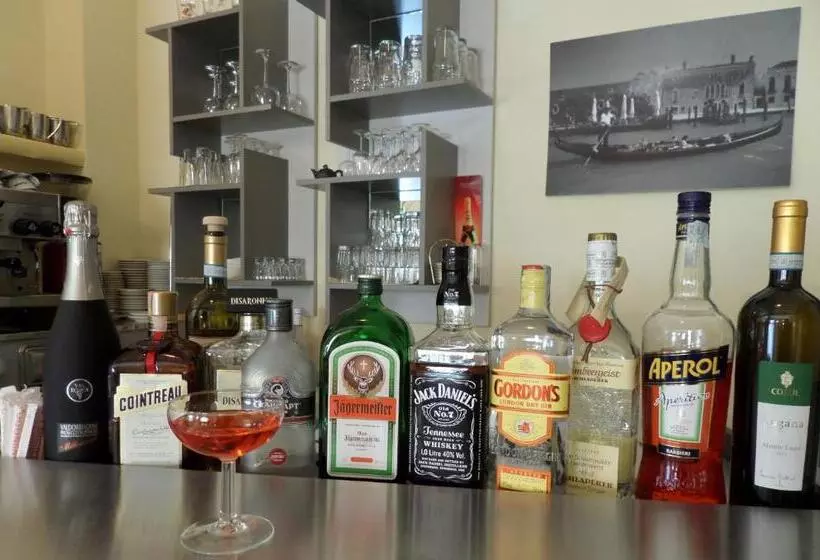 Fotos del hotel Astoria:  4