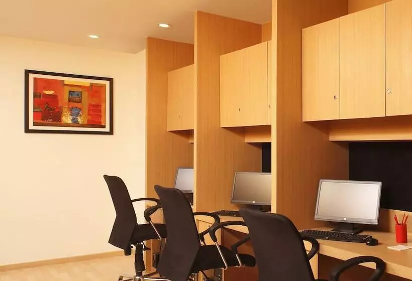 Fotos del hotel Red Fox Hotel, Delhi Airport:  20