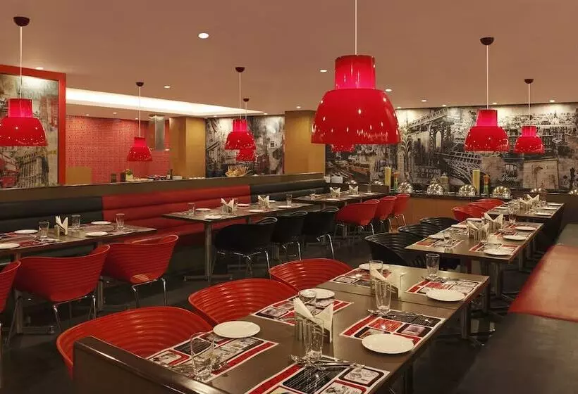 Fotos del hotel Red Fox Hotel, Delhi Airport:  11