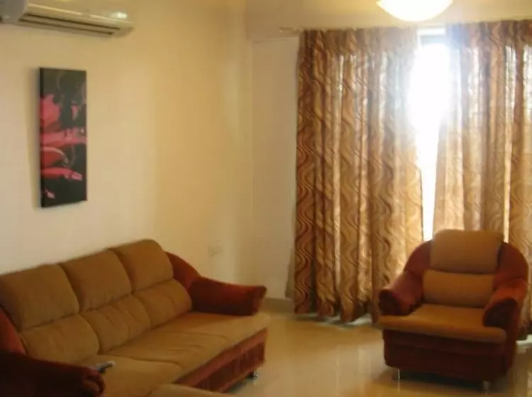 Fotos del hotel Hummingbird Apartments  Saiprasad:  11