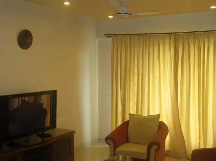 Fotos del hotel Hummingbird Apartments  Saiprasad:  22