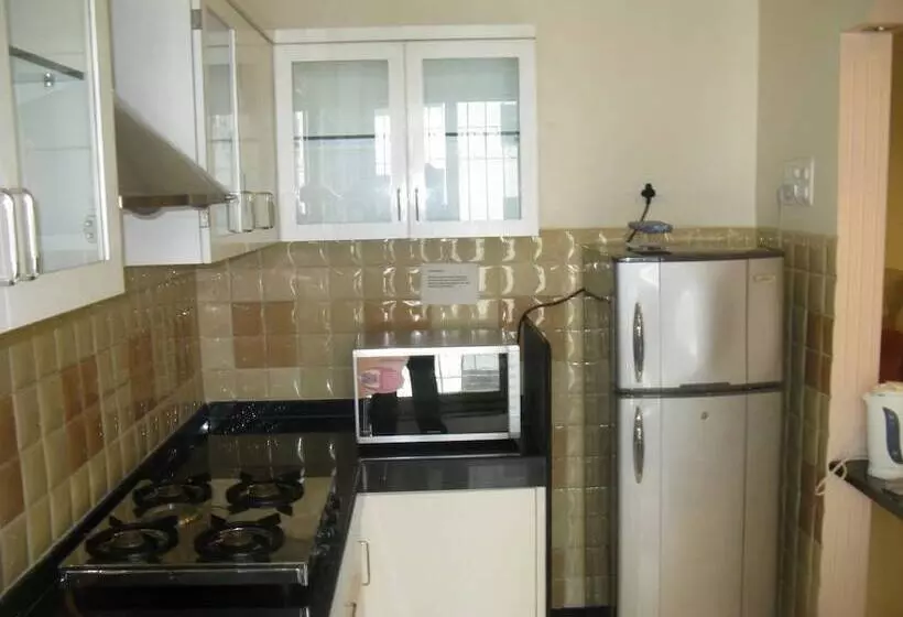 Fotos del hotel Hummingbird Apartments  Saiprasad:  8