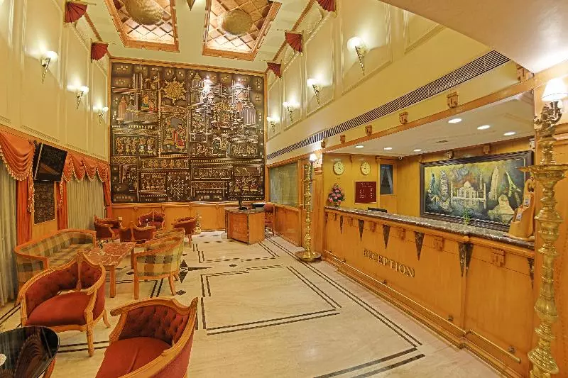 Fotos del hotel Raj Palace:  17