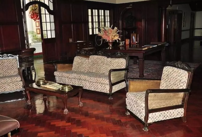 Fotos del hotel The Bulawayo Club:  2