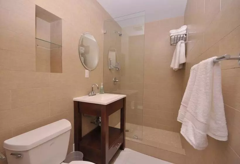 Fotos del hotel Five44:  6