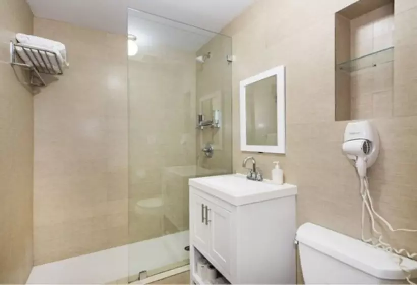 Fotos del hotel Five44:  12