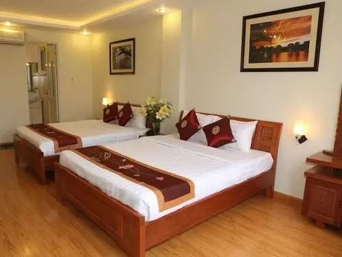 Fotos del hotel Sunflower  & Travel:  4