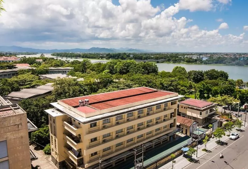 The Sunriver Boutique