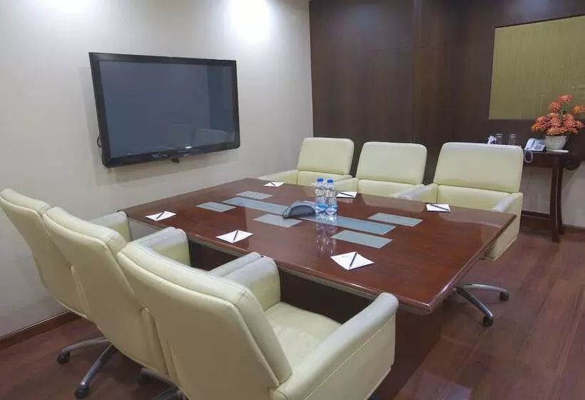 Fotos del hotel The Metroplace S Inside Ascendas It Park Taramani:  12