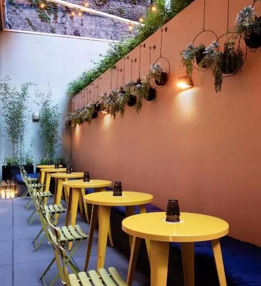 Fotos del hotel Selina Chelsea:  10