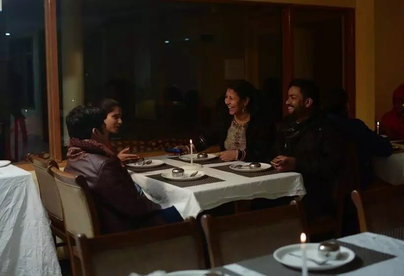 Fotos del hotel Rajhans Manali:  7