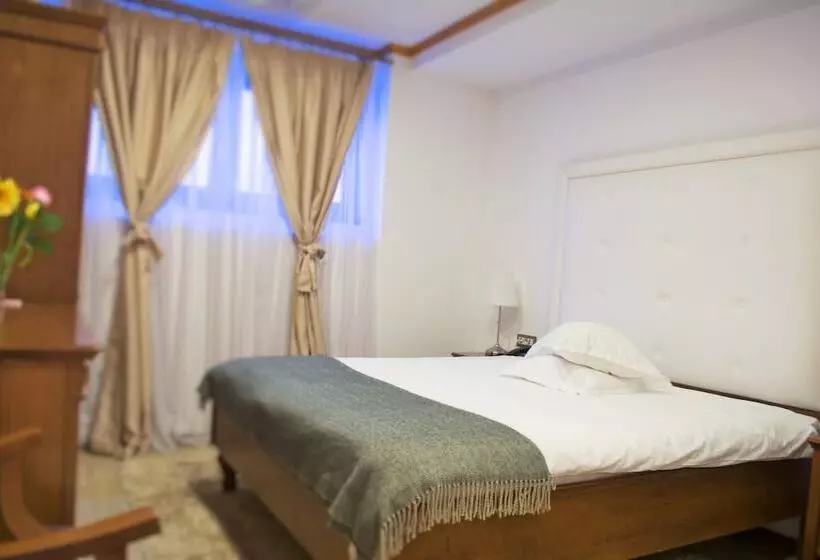 Fotos del hotel Dbh Bucharest:  25