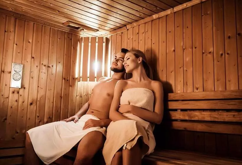 Lord – Warsaw Airport