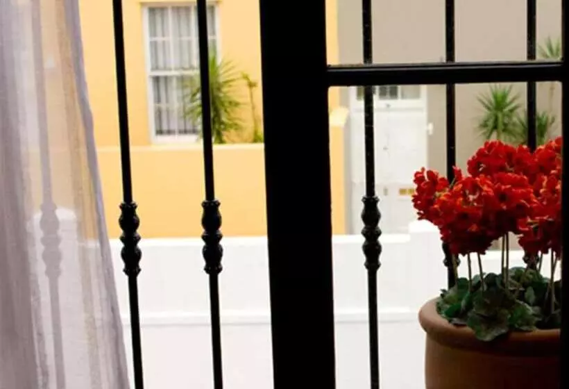 Fotos del hotel Rouge On Rose Boutique:  4