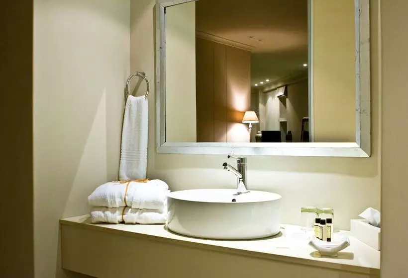 Fotos del hotel Rouge On Rose Boutique:  5