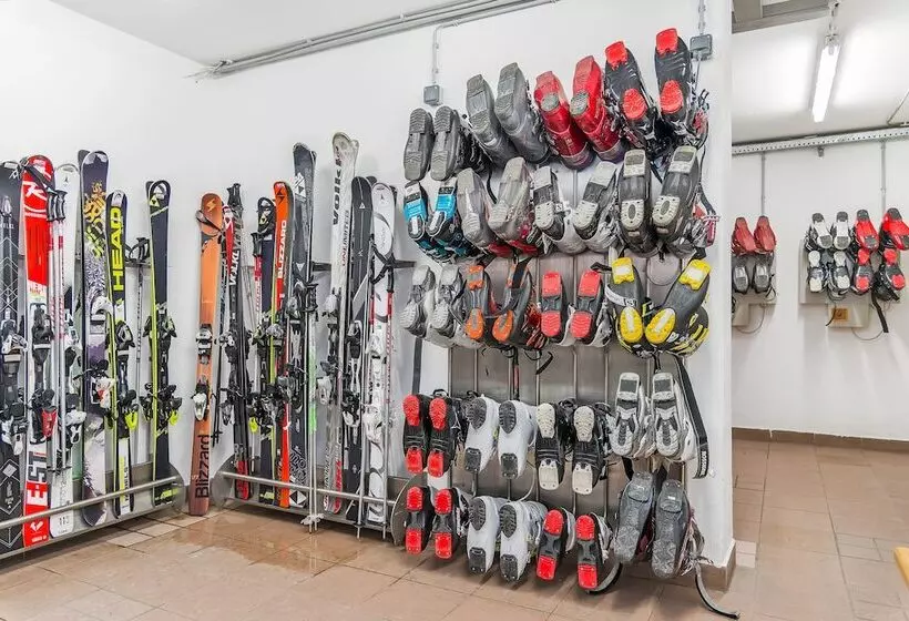 Fotos del hotel Sylvia By Skinetworks:  7