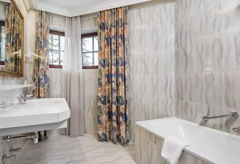 Fotos del hotel Sylvia By Skinetworks:  14