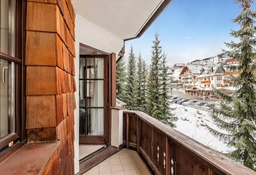 Fotos del hotel Sylvia By Skinetworks:  12