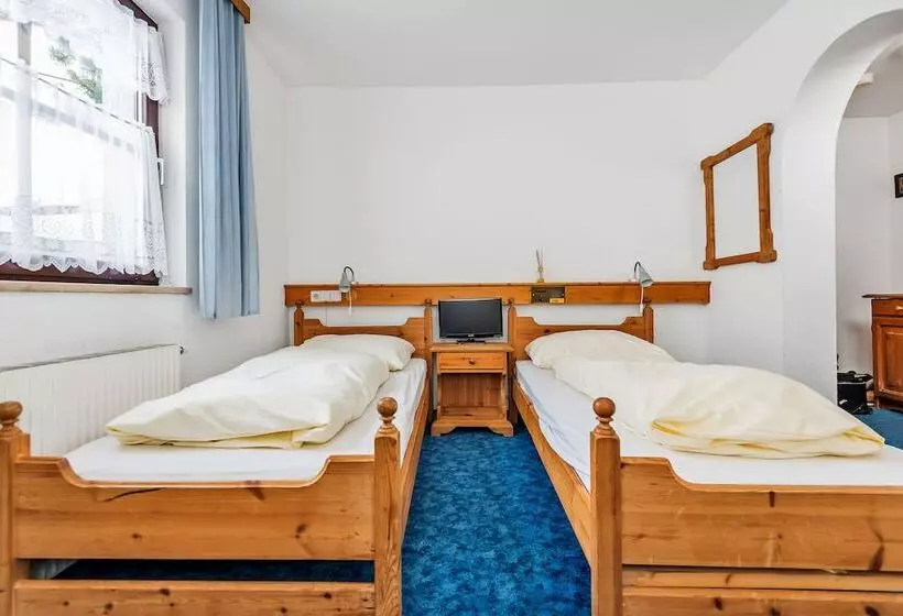 Fotos del hotel Sylvia By Skinetworks:  25