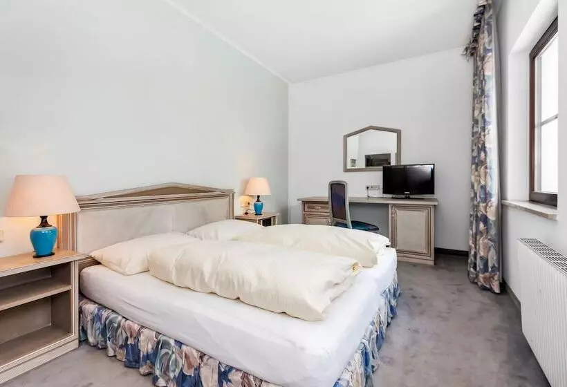 Fotos del hotel Sylvia By Skinetworks:  9