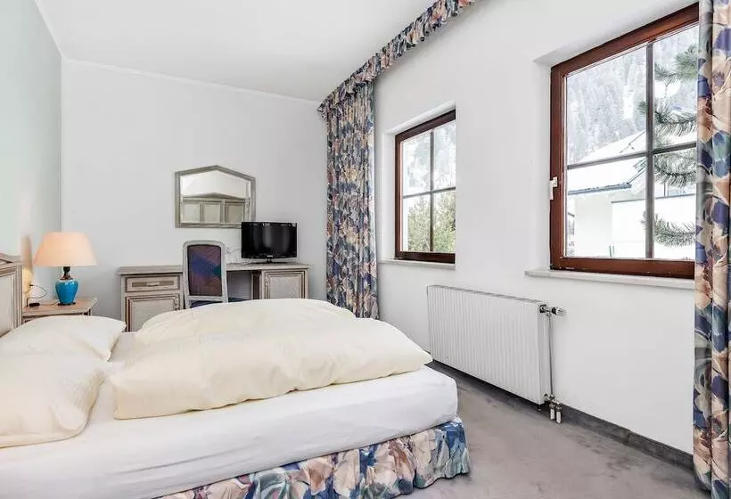 Fotos del hotel Sylvia By Skinetworks:  23