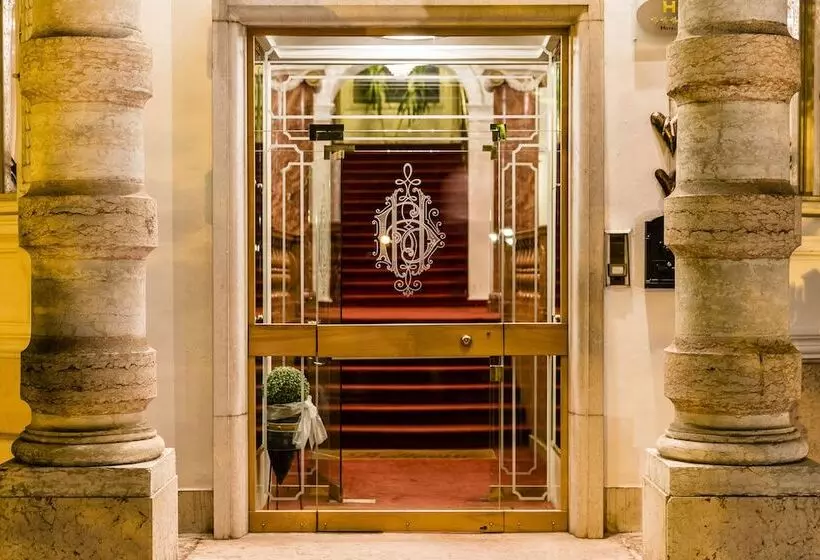 Fotos del hotel Grand  Bellevue:  18