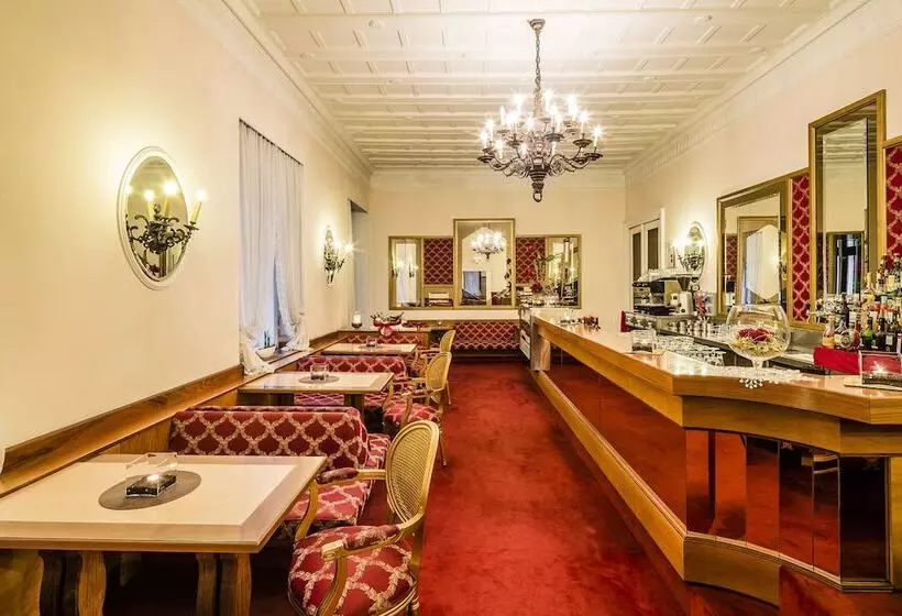 Fotos del hotel Grand  Bellevue:  11