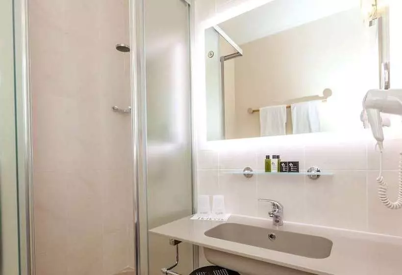 Fotos del hotel Grand  Bellevue:  8