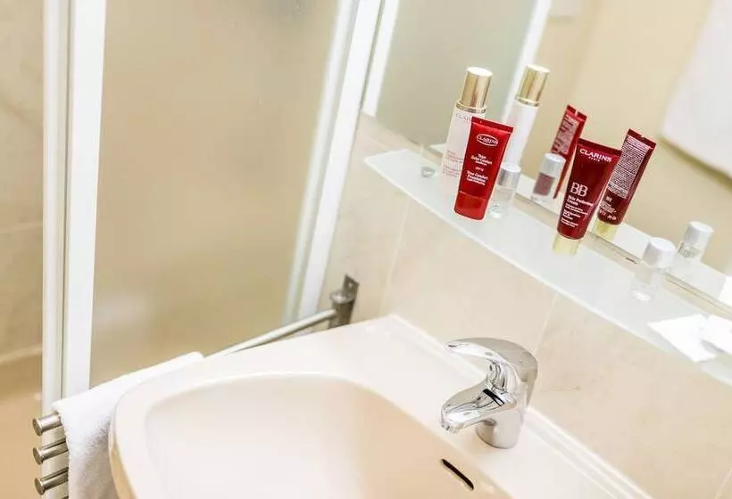 Fotos del hotel Grand  Bellevue:  21