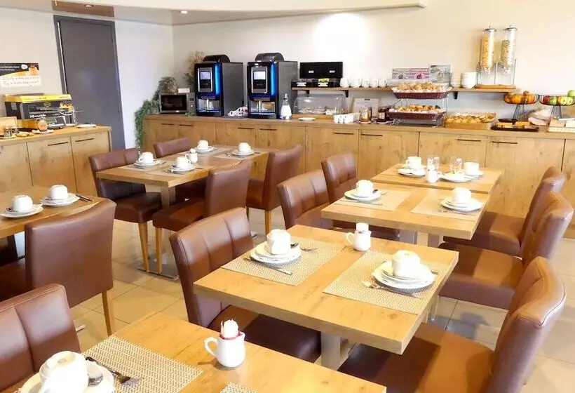 Fotos del hotel Hôtel La Pinède:  17