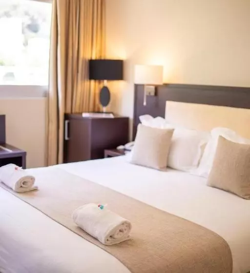 Fotos del hotel Hôtel La Pinède:  23