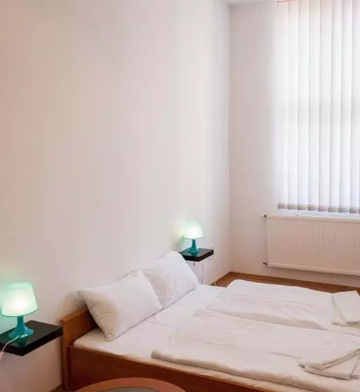 Fotos del hotel Broadway City Guesthouse:  17