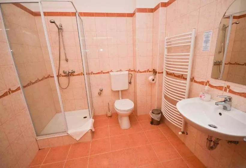 Fotos del hotel Broadway City Guesthouse:  12