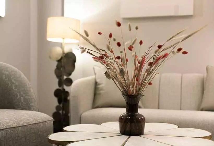 Fotos del hotel Camille Paris Tapestry Collection By Hilton:  2