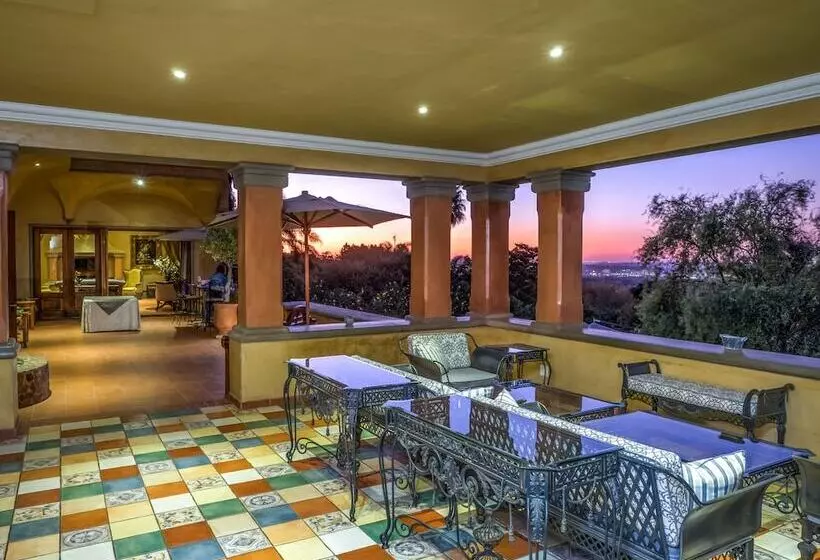 Fotos del hotel Castello Di Monte:  7