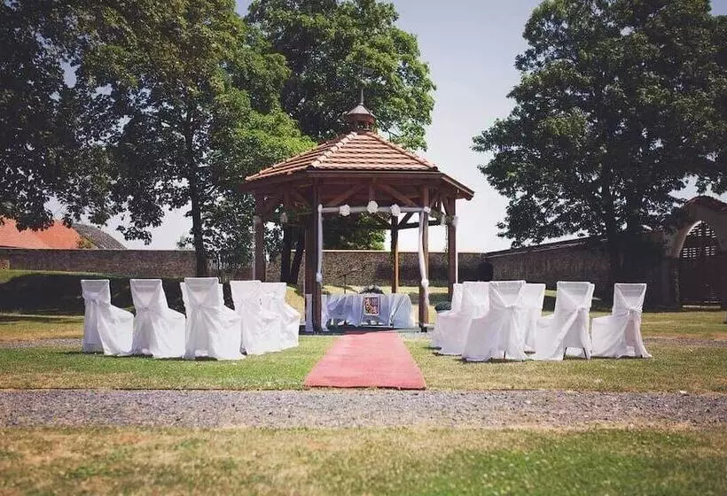 Fotos del hotel Certousy:  13