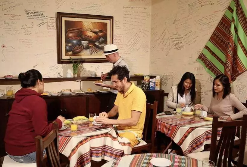 Fotos del hotel Llaqta:  10