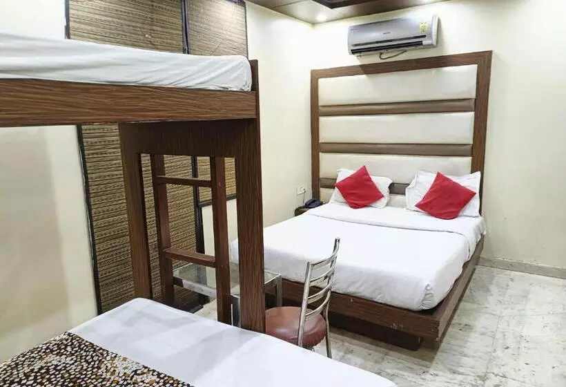 Fotos del hotel Spot Inn Hostel:  17