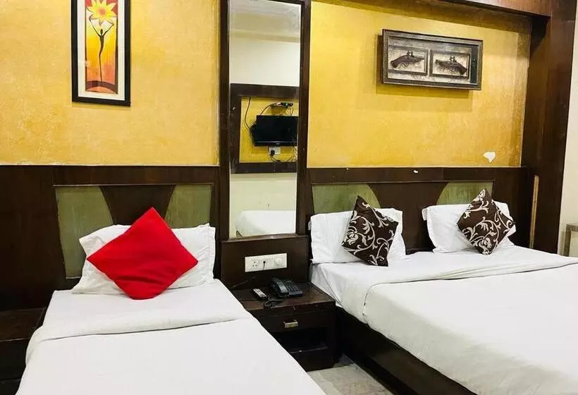 Fotos del hotel Spot Inn Hostel:  15