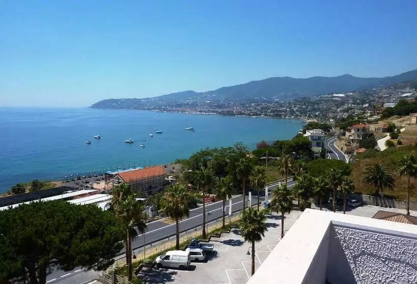 Fotos del hotel Ariston Montecarlo:  8