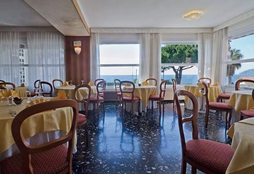 Fotos del hotel Ariston Montecarlo:  11