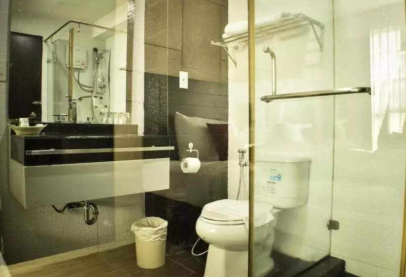 Fotos del hotel Boss Suites Nana:  6